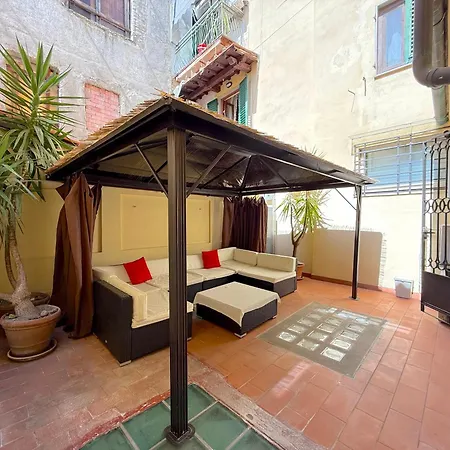 Guelfa Courtyard Retreat Lejlighed Firenze